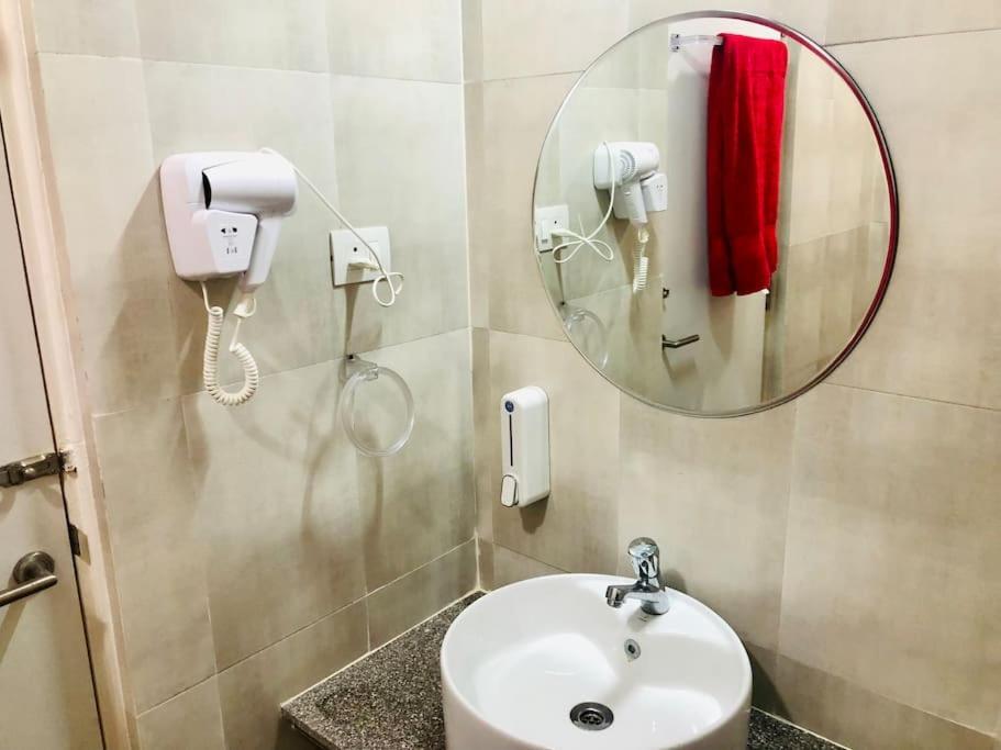 Lovely 2-Bedroom Sea View Serviced Apartment Dabolim Goa Екстер'єр фото